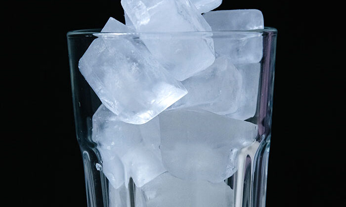 Dental Health PSA: Stop Chewing Ice!